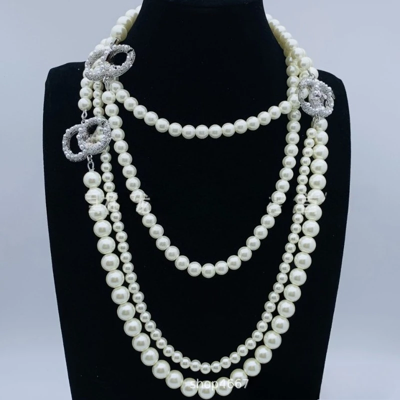 Hot 2025 New Pearl Luxury Necklace Letters Romantic Love Pendant Shows Sweet Breath Suitable for Gifts