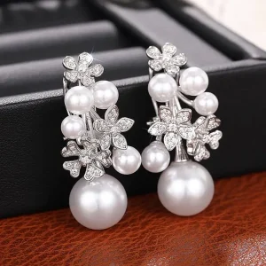 Huitan Trendy Simulated Pearl Women Drop Earrings Inlaid Sparkling CZ Flower Design Charming Party Daily Accessories Jewelry